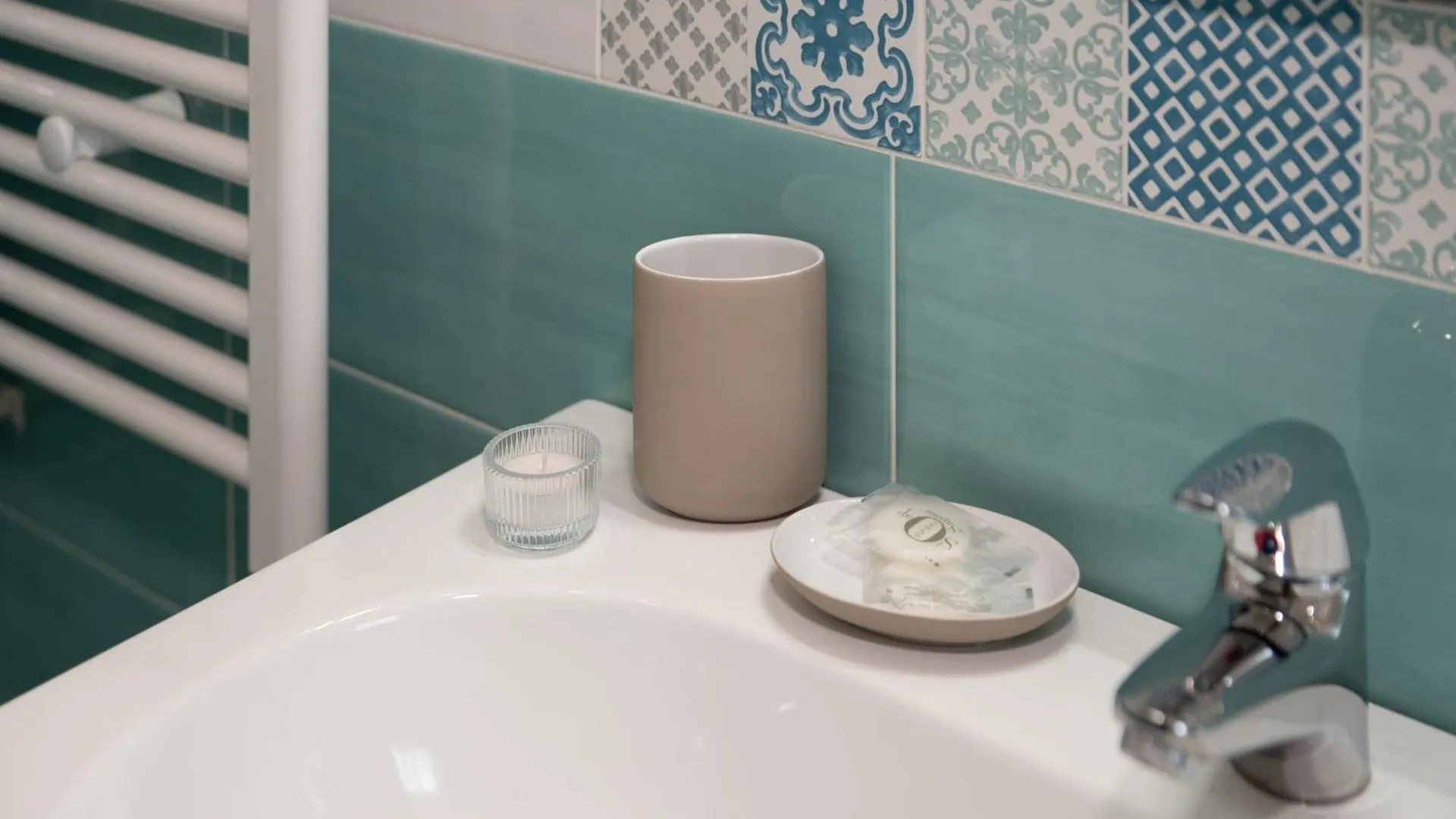 לינה וארוחת בוקר נאפולי B&B Monteleone ,12 איטליה